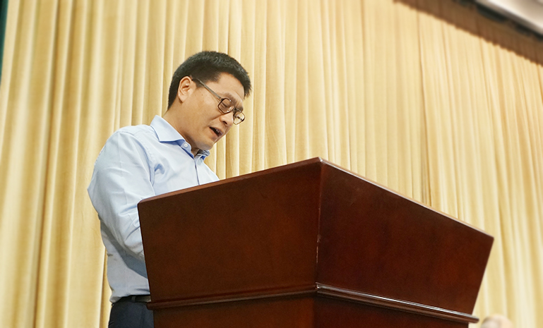 DSC00678 王剑峰 讲话.jpg