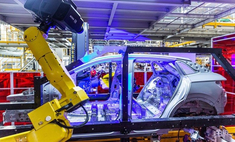 上汽公共 ID.4投产 产线 官网使用.jpg