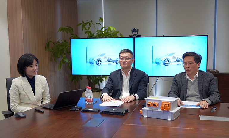 新能源汽车电子产品与800V手艺分享会现场.jpg
